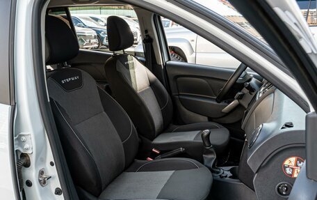 Renault Sandero II рестайлинг, 2018 год, 1 290 000 рублей, 8 фотография