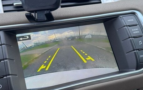 Land Rover Range Rover Evoque I, 2015 год, 2 300 000 рублей, 22 фотография