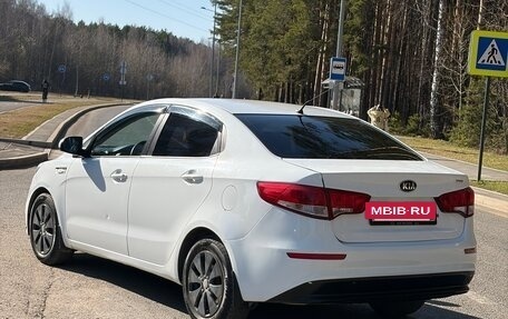 KIA Rio III рестайлинг, 2015 год, 710 000 рублей, 12 фотография