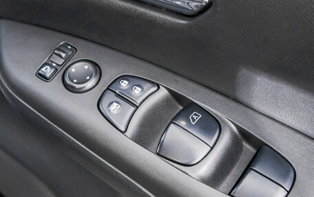 Nissan Serena IV, 2016 год, 1 999 000 рублей, 13 фотография