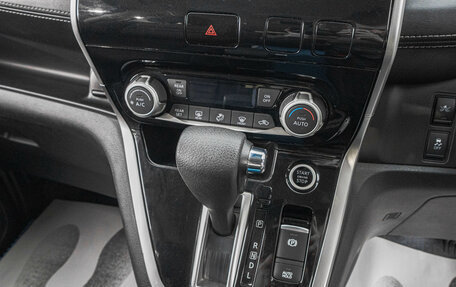 Nissan Serena IV, 2016 год, 1 999 000 рублей, 21 фотография