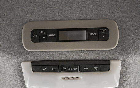 Nissan Serena IV, 2016 год, 1 999 000 рублей, 26 фотография