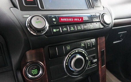 Toyota Land Cruiser Prado 150 рестайлинг 2, 2013 год, 3 799 000 рублей, 17 фотография