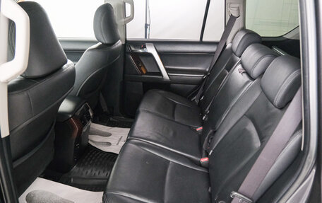 Toyota Land Cruiser Prado 150 рестайлинг 2, 2013 год, 3 799 000 рублей, 24 фотография