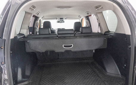 Toyota Land Cruiser Prado 150 рестайлинг 2, 2013 год, 3 799 000 рублей, 26 фотография