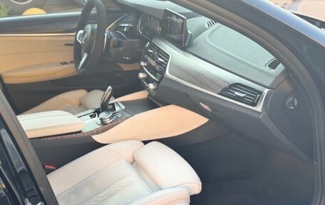 BMW 5 серия, 2018 год, 3 600 000 рублей, 14 фотография