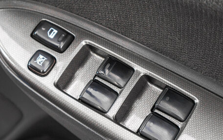 Toyota Wish II, 2004 год, 999 000 рублей, 9 фотография