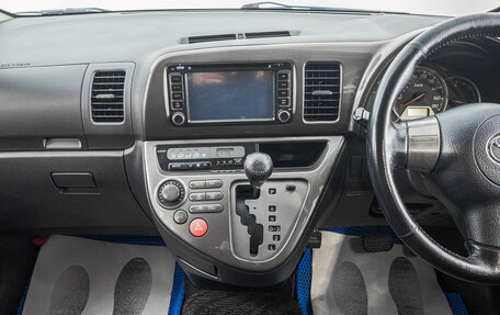 Toyota Wish II, 2004 год, 999 000 рублей, 13 фотография