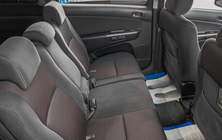 Toyota Wish II, 2004 год, 999 000 рублей, 19 фотография