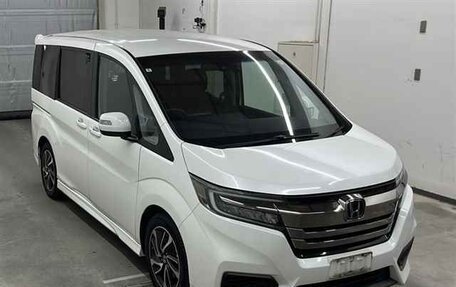 Honda Stepwgn IV, 2020 год, 2 160 000 рублей, 4 фотография