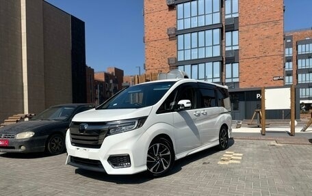 Honda Stepwgn IV, 2020 год, 2 160 000 рублей, 1 фотография