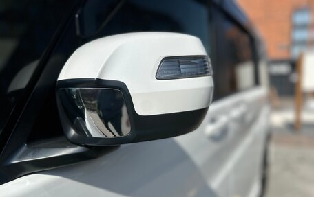 Honda Stepwgn IV, 2020 год, 2 160 000 рублей, 13 фотография