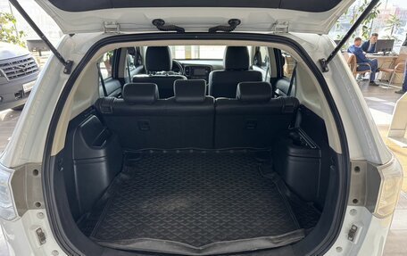 Mitsubishi Outlander III рестайлинг 3, 2014 год, 1 690 000 рублей, 11 фотография