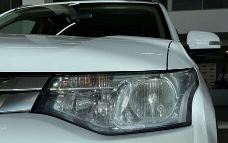 Mitsubishi Outlander III рестайлинг 3, 2014 год, 1 690 000 рублей, 9 фотография