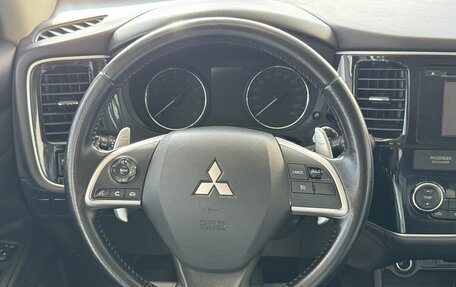 Mitsubishi Outlander III рестайлинг 3, 2014 год, 1 690 000 рублей, 20 фотография