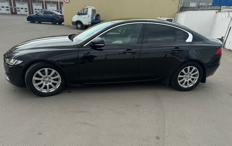 Jaguar XE I рестайлинг, 2017 год, 1 850 000 рублей, 3 фотография