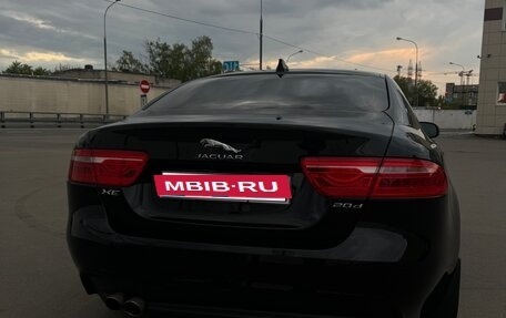 Jaguar XE I рестайлинг, 2017 год, 1 850 000 рублей, 4 фотография