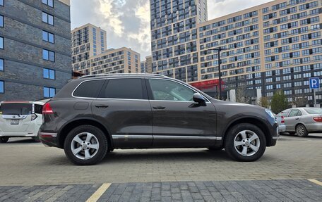 Volkswagen Touareg III, 2015 год, 1 990 000 рублей, 6 фотография