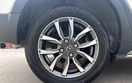 Toyota Yaris XP150 рестайлинг, 2022 год, 1 169 099 рублей, 22 фотография