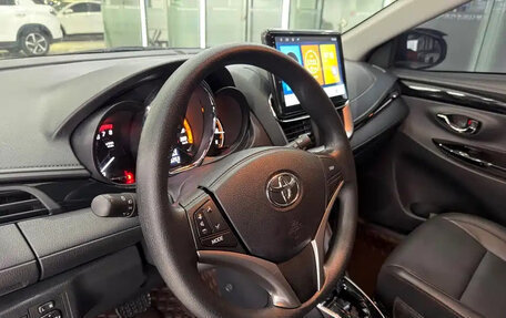 Toyota Yaris XP150 рестайлинг, 2022 год, 1 190 099 рублей, 12 фотография