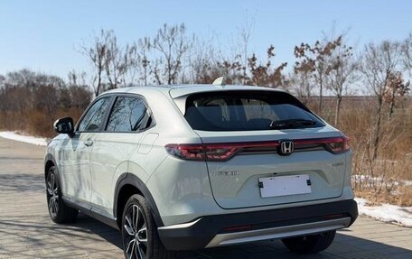 Honda Vezel, 2022 год, 1 655 000 рублей, 2 фотография
