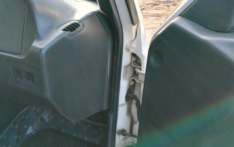 SsangYong Istana, 2000 год, 425 000 рублей, 5 фотография
