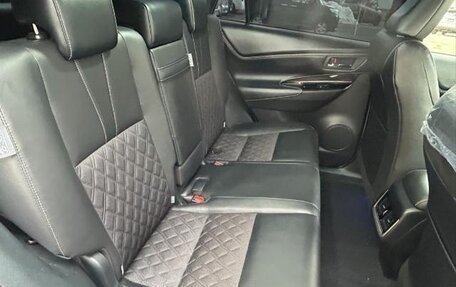 Toyota Harrier, 2019 год, 2 223 000 рублей, 28 фотография