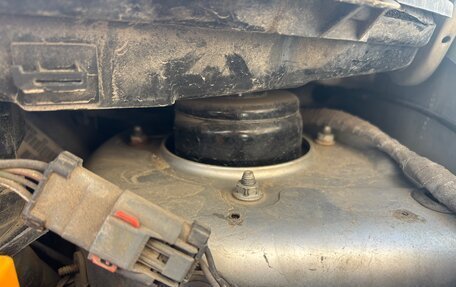 Chrysler Voyager IV, 2005 год, 700 000 рублей, 21 фотография