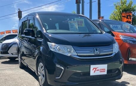 Honda Stepwgn IV, 2017 год, 1 355 000 рублей, 1 фотография