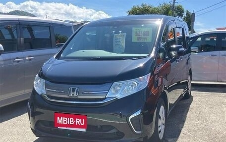 Honda Stepwgn IV, 2017 год, 1 355 000 рублей, 3 фотография