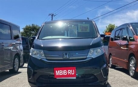 Honda Stepwgn IV, 2017 год, 1 355 000 рублей, 2 фотография