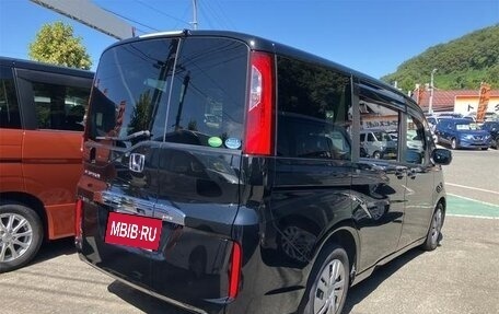 Honda Stepwgn IV, 2017 год, 1 355 000 рублей, 4 фотография