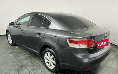 Toyota Avensis III рестайлинг, 2011 год, 930 000 рублей, 7 фотография