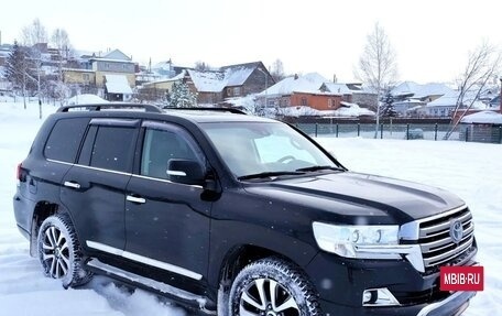 Toyota Land Cruiser 200, 2016 год, 5 700 000 рублей, 2 фотография