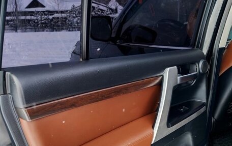 Toyota Land Cruiser 200, 2016 год, 5 700 000 рублей, 10 фотография