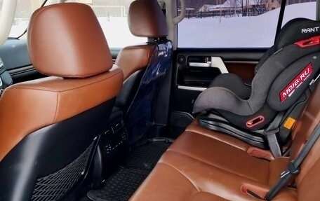 Toyota Land Cruiser 200, 2016 год, 5 700 000 рублей, 9 фотография
