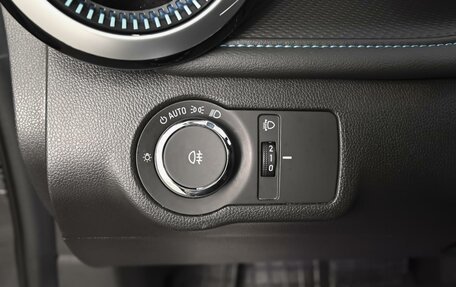 Chevrolet Monza, 2024 год, 1 779 000 рублей, 16 фотография