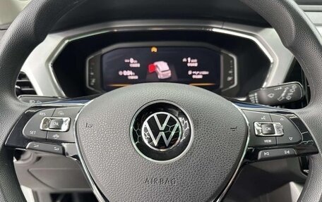 Volkswagen T-Cross I, 2022 год, 1 710 000 рублей, 10 фотография