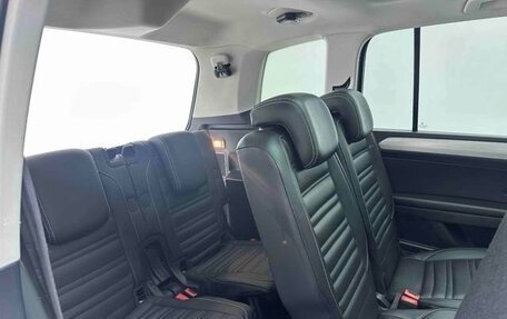 Volkswagen Touran III, 2022 год, 1 830 000 рублей, 9 фотография