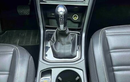 Volkswagen Touran III, 2022 год, 1 830 000 рублей, 16 фотография