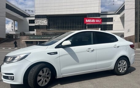 KIA Rio III рестайлинг, 2015 год, 895 000 рублей, 3 фотография
