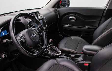 KIA Soul II рестайлинг, 2016 год, 1 260 000 рублей, 10 фотография