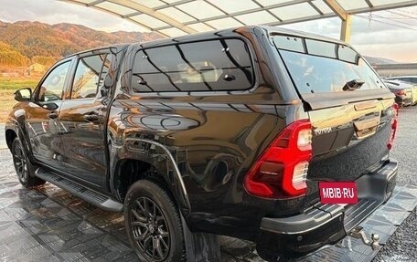 Toyota Hilux VIII, 2022 год, 3 450 000 рублей, 6 фотография