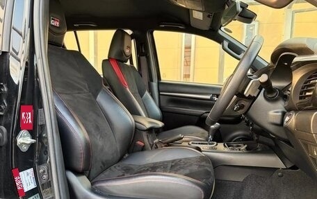 Toyota Hilux VIII, 2022 год, 3 450 000 рублей, 9 фотография