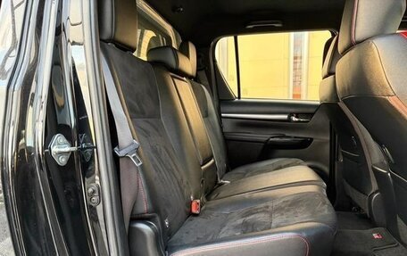 Toyota Hilux VIII, 2022 год, 3 450 000 рублей, 24 фотография