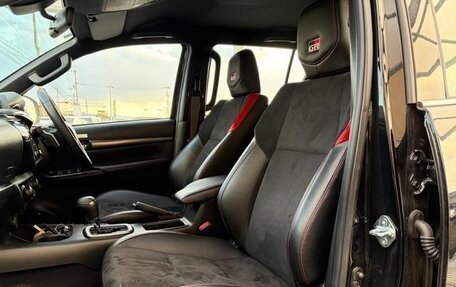 Toyota Hilux VIII, 2022 год, 3 450 000 рублей, 22 фотография