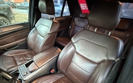 Mercedes-Benz M-Класс, 2012 год, 1 811 000 рублей, 9 фотография