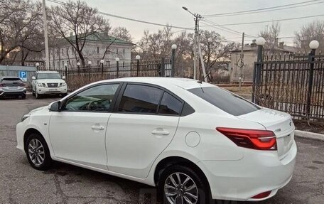 Toyota Vios III, 2022 год, 1 300 000 рублей, 3 фотография