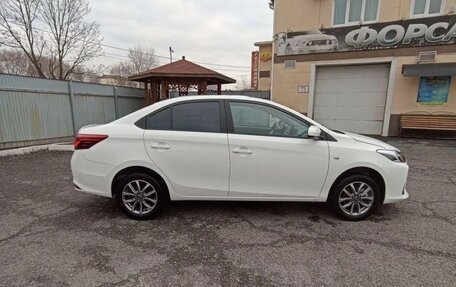 Toyota Vios III, 2022 год, 1 300 000 рублей, 8 фотография