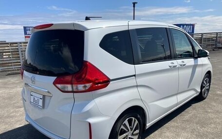 Honda Freed II, 2022 год, 1 500 008 рублей, 5 фотография